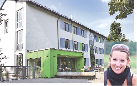 Die Grundschule an der Weißenseestraße ist eine von zehn Schulen in Bayern, die beim Modellversuch »Bilinguale Grundschule Französisch« mitmacht. Den Unterricht übernimmt Lehrerin Clio Klessinger (kleines Bild).	Fotos: js, privat