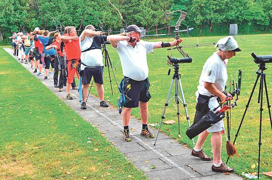 Die Sauerlacher Schützen freuten sich über zahlreiche Teilnehmer bei ihrem alljährlichen Turnier.	Foto: VA