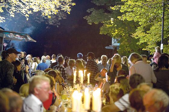 In stimmungsvoller Atmosphäre kann man am 13. September beim Lichterfest feiern.	Foto: Gewerbeverband Grünwald