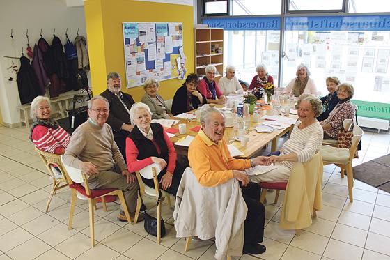 Die Seniorengruppe »Oldies but Goldies« ist eine feste Institution im Nachbarschaftstreff Ramersdorf-Süd.	Foto: VA