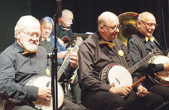 Frühschoppen am Sonntag mit der Münchner Banjoband in der Kultur-Etage.	Foto: VA