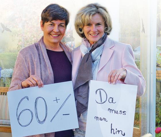 Elisabeth Oelschläger und Andrea Hanisch gehören zum  Organisationsteam der »Seniorenmesse 60+«	Foto: hw