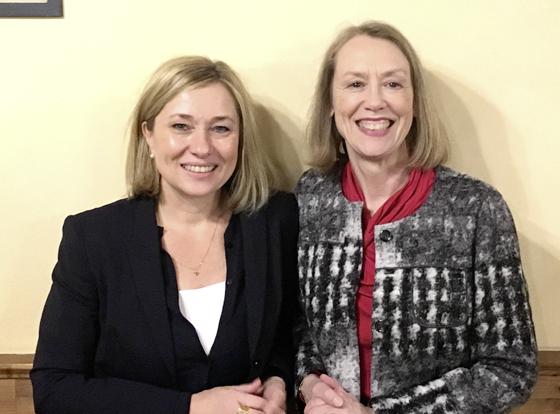 Doris Rauscher und Bianka Poschenrieder wurden einstimmig für Landtags- und Bezirkstagswahl 2018 nominiert. 	Foto: SPD