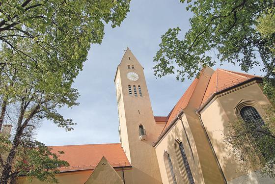 Die Kirche des Klinikums Schwabing befindet sich am Kölner Platz 1, ist aber von innen zugänglich.	Foto: Klinikum