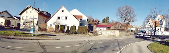 Das alte Johanneskirchen um den Huuezziplatz: einer von vier ensemblegeschützten Dorfkernen im Stadtbezirk Bogenhausen. 	Foto: ahi