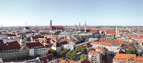 Blick auf die Altstadt von München. 	                                                            Foto: LHM/Michael Nagy