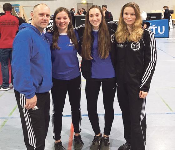 Das erfolgreiche Coach Team Alex Berghammer, Sarah Kast, Patrizia Kröck und Jessi Stemmpel.	Foto: Julia Holzhammer