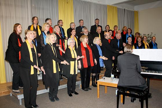 Gute Laune verbreitete der Gospelchor Unterhaching bei seinem Auftritt im Hanns-Seidel-Haus.	Foto: privat