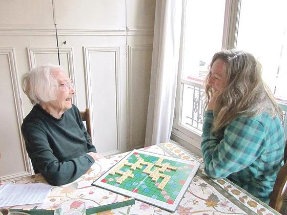 Seniorenbegleitung  Begegnung bereichert das Leben. 	Foto: ©Rosine Lambin