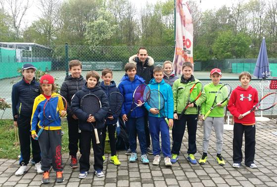 Junge Tennis-Talente beim 29. PEP Tennis Cup 2017 auf der SVN-Tennisanlage an der Staudingerstraße.	Foto: SVN