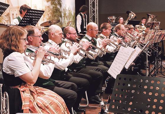 Symphonische Blasmusik wird am 5. Mai von den Freunden Grünwalds in bewährter Manier geboten.	Foto: VA