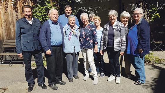 Eine gut gelaunte Schar von Seniorenvertretern und ihren »Chefinnen« Irmtraud Nies (Dritte von rechts) und Brigitte Reinwald (links daneben).	Foto: privat