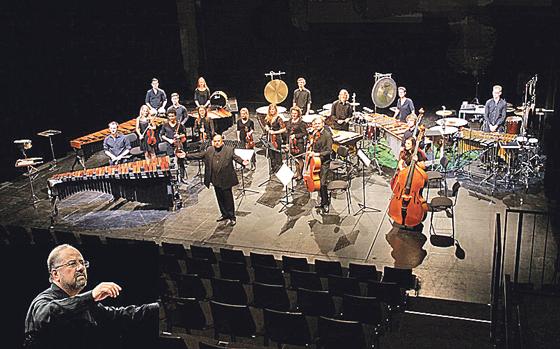 Das Ensemble »Munich Percussion« zeigt, wie gut sich verschiedene Welten in »Einklang« bringen lassen. 	F: A. Shalaby