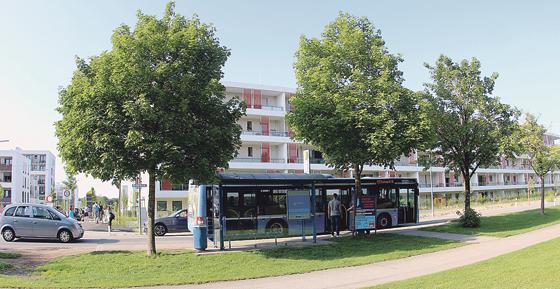 Elementare Verkehrsforderung des BA 16: Das Neubau-Gebiet an der Hochäckerstraße soll künftig durch eine eigene, neue Busverbindung besser angebunden werden.	Foto: RedN