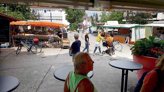 Der Wochenmarkt ist bereits seit 44 Jahren nicht mehr aus dem Gemeindeleben wegzudenken.	Fotos: Privat