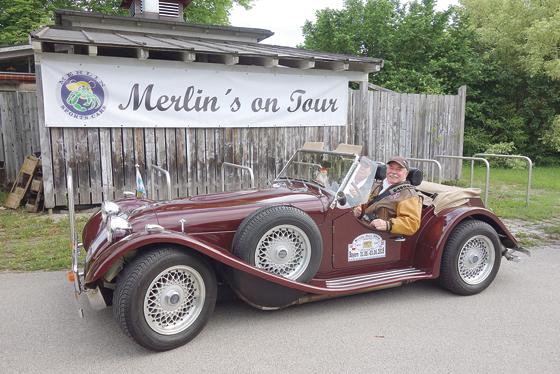 Dieter und Regina Welle aus Taufkirchen organisierten das erste Merlin-Treffen in Sauerlach.	Foto: hw