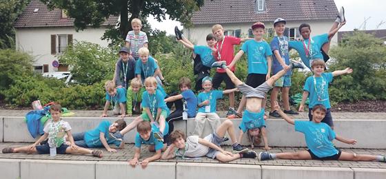 21 Buben vom TSV Unterföhring waren beim Landeskinderturnfest in Aalen dabei.	F.: Verein