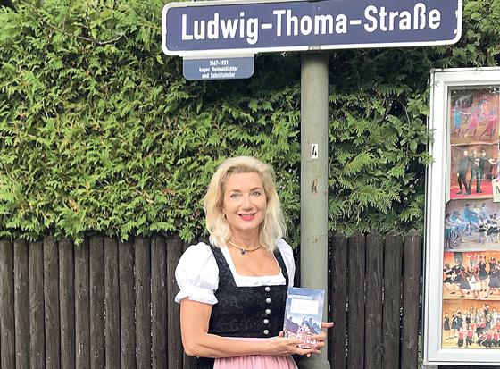 Die Grünwalder Geschäftsfrau Sabine Vöhringer präsentiert ihren zweiten Kriminalroman, den man beim Münchner Wochenanzeiger gewinnen kann.	Foto: hw
