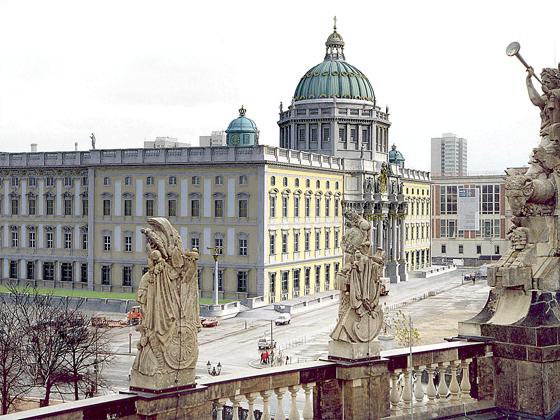 So soll das Berliner Schloss nächstes Jahr aussehen. Eine Landkreis-Initiative organisiert nun ein Benefizkonzert in der Grafinger Auferstehungskirche.	F: Förderverein Berliner Schloss