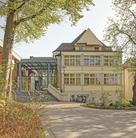 Die Klinik Dorfen: ein Gebäude mit Vergangenheit und Zukunft.	Foto: VA