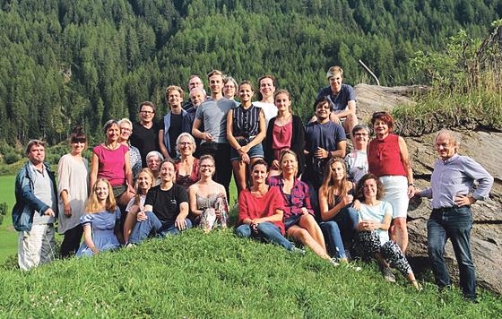 Das Orchester »Ensemble Haar« während der Probenwoche in der Partnergemeinde Ahrntal in Südtirol. Foto: VA