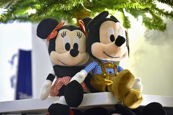 Micky und Minnie feiern ihren ersten Münchner Geburtstag. Foto: ©Disney/Kurt Krieger