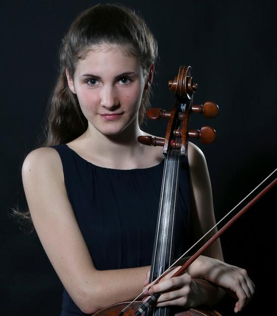 Das Cello-Konzert in Milbertshofen spielt Katja Deutsch, Schülerin des Pestalozzi-Gymnasiums in der Au. Foto: VA