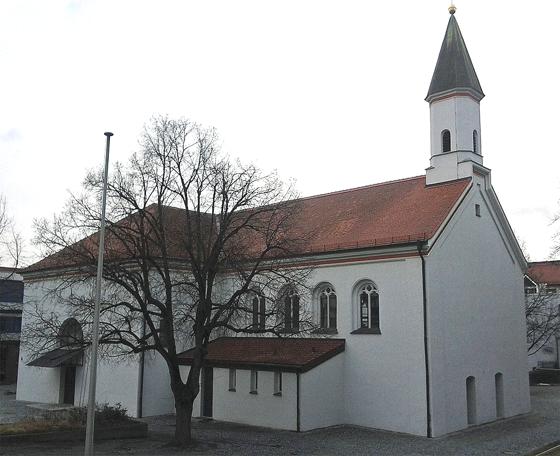 Die Kirche Zum Guten Hirten dient als Campuskirche und Jugendkirche. Foto: CineAmigo, CC BY-SA 3.0