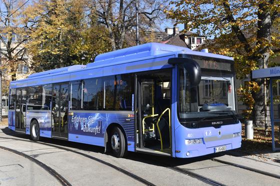 Langfristig sollen die Dieselbusse in München komplett durch elektrisch angetriebene Fahrzeuge wie der EBUSCO ersetzt werden. Foto: SWM/MVG