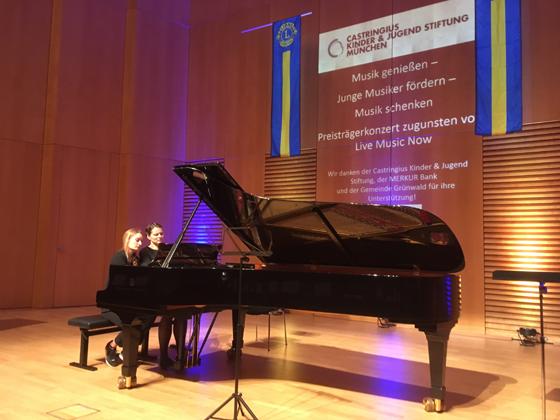 2018 begeisterte das Klavierduo Anna Buchberger und Henriette Zahn das Publikum. Auch in diesem Jahr warten wieder einige junge Talente auf die Zuhörer. Foto: KHD