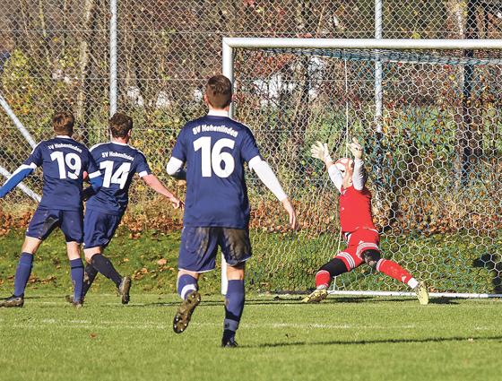 Neuer Tabellenzweiter der Kreisliga 3 ist der SV Hohenlinden. Der Tabellenführer FC Aschheim hatte am Wochenende spielfrei.	Foto: Christian Riedel