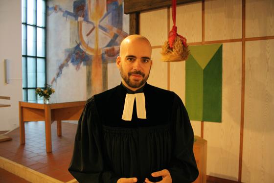 Die evangelische Pfarrgemeinde darf sich auf den 17. März freuen, da wird Pfarrer Philipp Stoltz in sein neues Amt eingeführt. Foto: VA