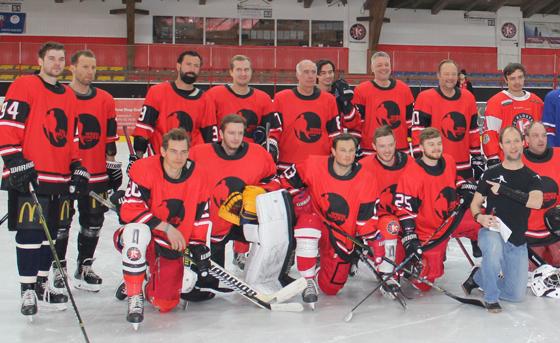 Das Team von Wren Hockey, das den Titel beim Turnier "Wren Hockey Classic" am Wochenende verteidigte. Foto: smg