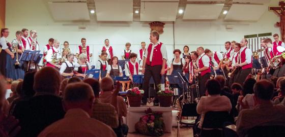 Auch dieses Jahr veranstaltet die Eichhofner Dorfmusik wieder ihr Frühjahrskonzert im Dorfgemeinschaftshaus Lorenzenberg. Foto: VA
