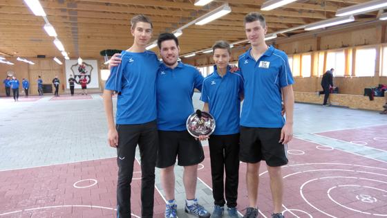 Von links: Leo Heidacher, Basti Sperr, Dennis Heidacher und Koni Heidacher. Foto: TSV Ismaning
