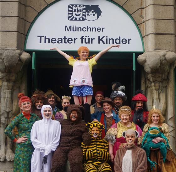 Das Ensemble des Münchner Theaters für Kinder lädt zum Tag der offenen Tür. Foto: VA