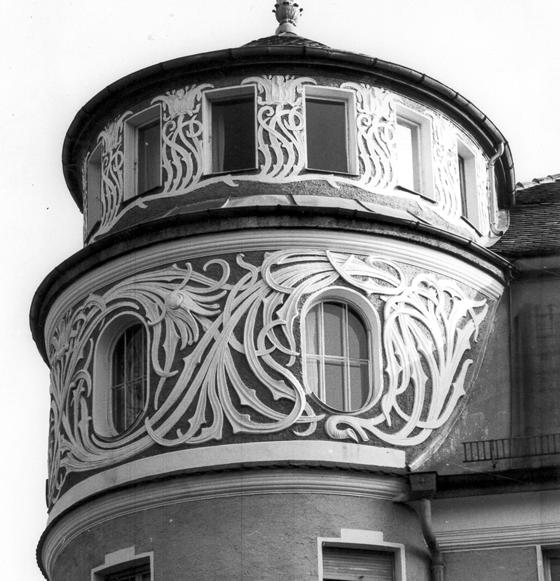 Der Turm der Villa Bechtolsheim, die der Architekt Martin Dülfer von 1896 bis 1898 für Clemens Freiherr von Bechtolsheim gebaut hat. Foto: NordOstKultur