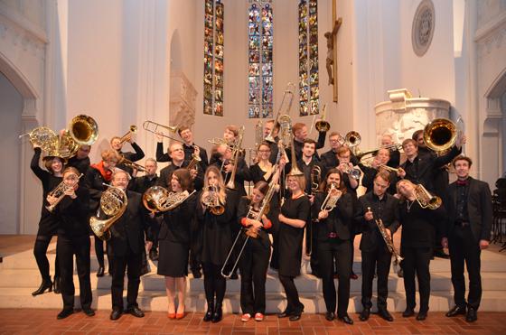 Happy Birthday zum 50.: Der Posaunenchor von St. Markus besteht derzeit aus 35 Musikerinnen und Musikern. Foto: VA