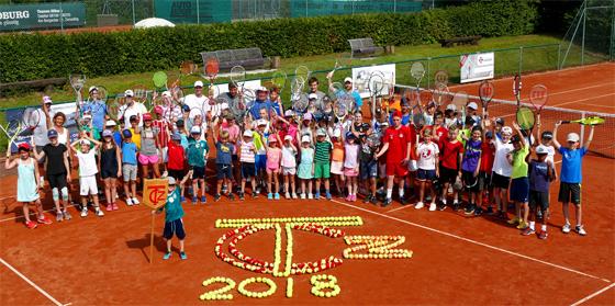 Tennistraining für Kinder in den Pfingstferien. Foto: VA