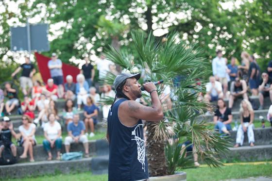 Viele Zuschauer kamen ins Theatron im Ostpark und der Musik zu lauschen. Foto: VA