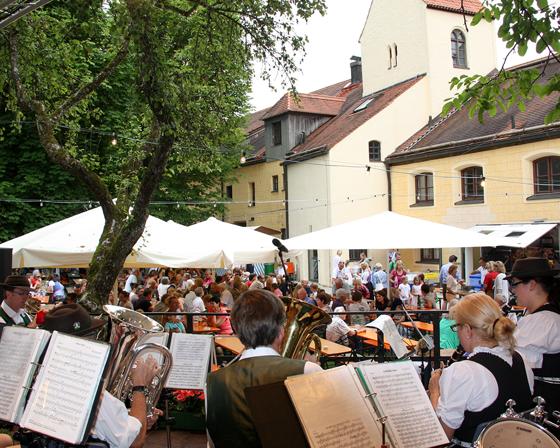 Die Freunde Grünwalds laden am 20. und 21. Juli zum zünftigen Burgfest ein. Alle sind zum Mitfeiern eingeladen. Foto: VA