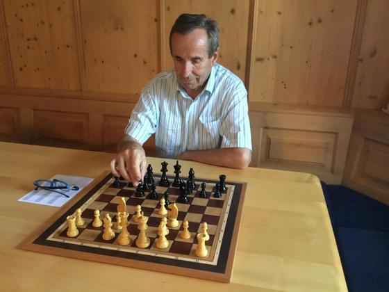Josef Zistl ist Kirchseeons Schach-Kini 2019. Foto: Kurt Franz
