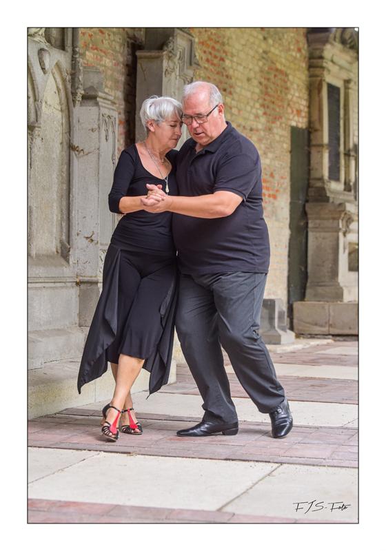 "Tanzen hat eine positive Wirkung auf Geist und Körper, Einschränkungen treten in den Hintergrund, weiß Ralf Otto. Foto: Franz Josef Josef Seidl/ Ralf Otto