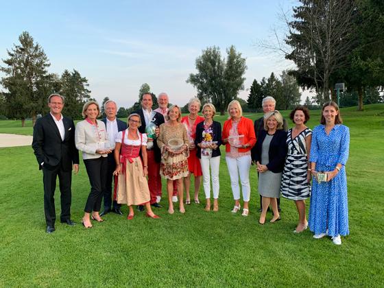 Der Rotary Club Grünwald konnte bei seinem diesjährigen Benefizturnier stolze 10.000 Euro für den guten Zweck einnehmen.  Foto: VA