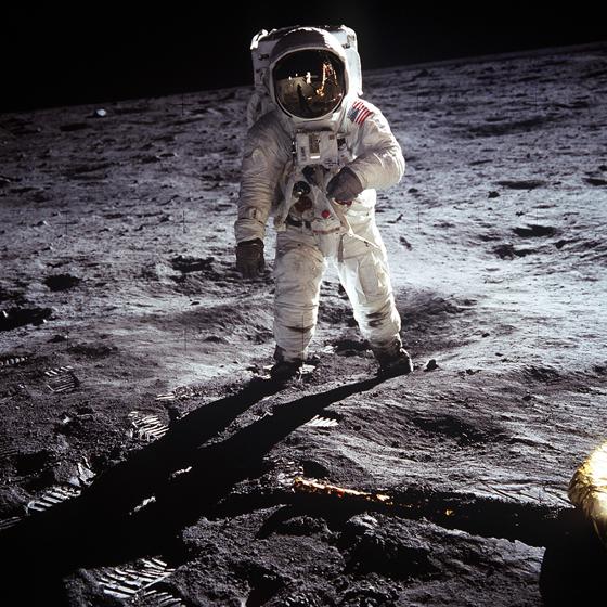 An der ersten Mondlandung (hier Buzz Aldrin) gibt es in manchen Kreisen bis heute Zweifel. Foto: NASA/gemeinfrei