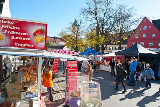 Parallel zur Ehrenamtsmesse findet wieder der traditionelle Martinimarkt und ein verkaufsoffener Sonntag statt. Foto: Christian Endt, Rathaus Ebersberg