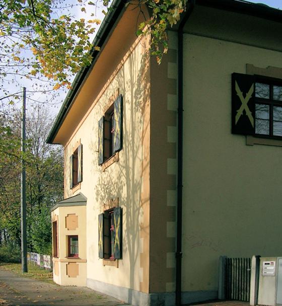 Das Pflasterzollhaus an der Oberföhringer Straße, ist die einzige erhaltenen Station im Stadtbezirk Bogenhausen. Foto: Roland Krack