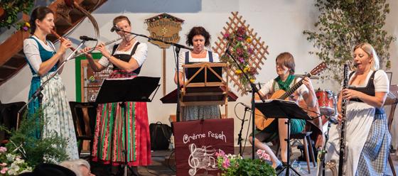 Die Eichhofner Dorfmusik lädt am dritten Oktobersonntag alle Musikfreunde zum traditionellen Dorfkirta im kleinen Obereichhofen ein. Foto: Eichhofner Dorfmusik