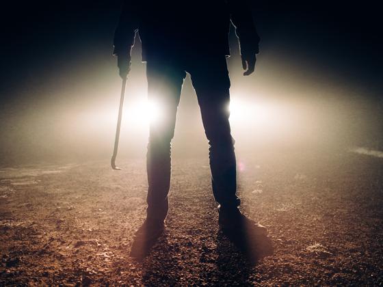 Einbrecher nutzen die frühe Dunkelheit für ihre Beutezüge. Wie kann sich dagegen schützen? Foto: CC0