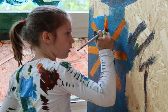 Kreativ austoben können sich Kinder in den Herbstferien  kostenlos und ohne Anmeldung. Foto: PA/SPIELkultur